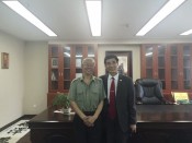 与杜胜鸿秘书长合影