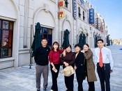 陪同朱教授一行等到军